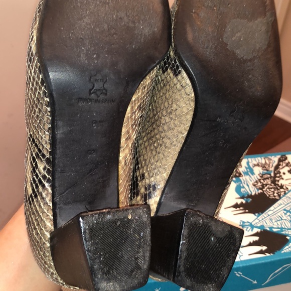 Absolutely amazing shoes. Size 8. Evan-Picone brand. Made in Spain - Picture 9 of 12